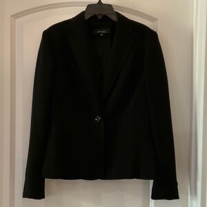Jones Wear Classic Black Suit Jacket